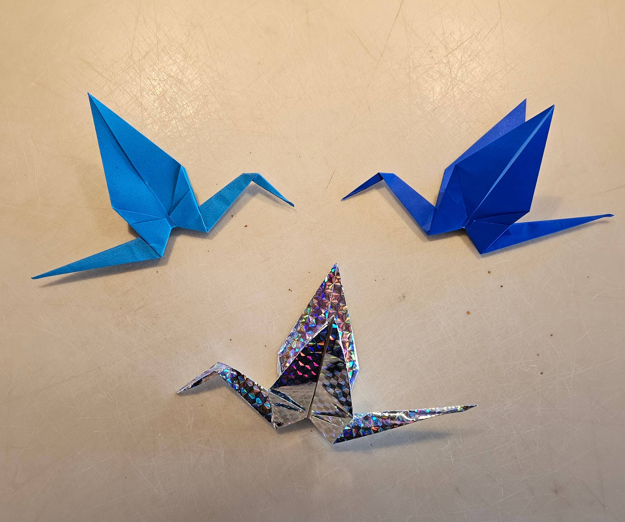 p*e様 【新品未開封】1000 Cranes Playing Cards 限定 1000 Cranes V3 Playing Cards - Riffle Shuffle Playing Card Co